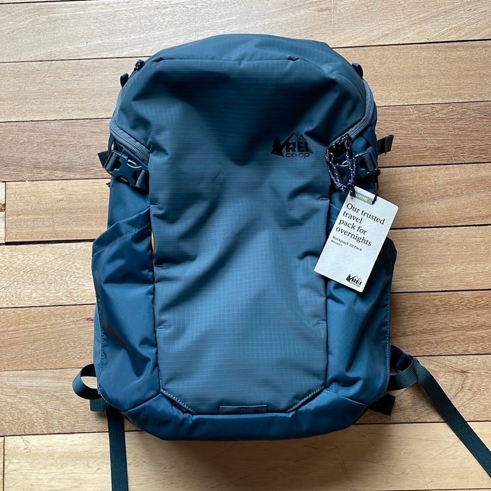 REI Travel Pack 28L NWT